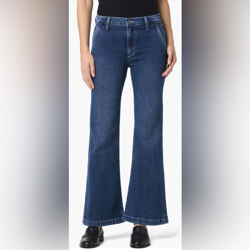 Joes Jeans Women's Flare Leg. Size 32.